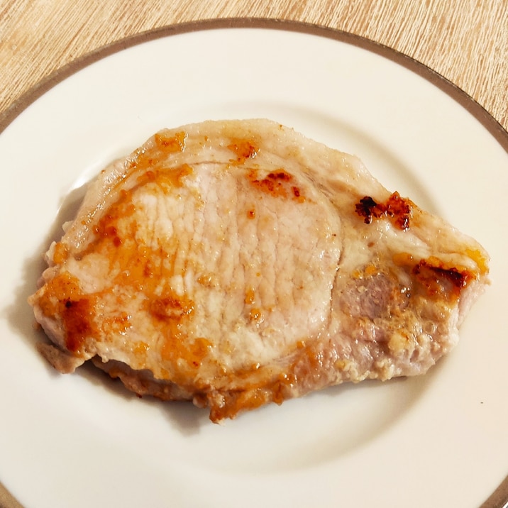 塩麹だけで絶品 豚ロース厚切り肉のソテー レシピ 作り方 By Makicchi 楽天レシピ 塩麹だけで絶品 豚ロース厚切り肉のソテー レシピ 作り方 By Makicchi 楽天レシピ